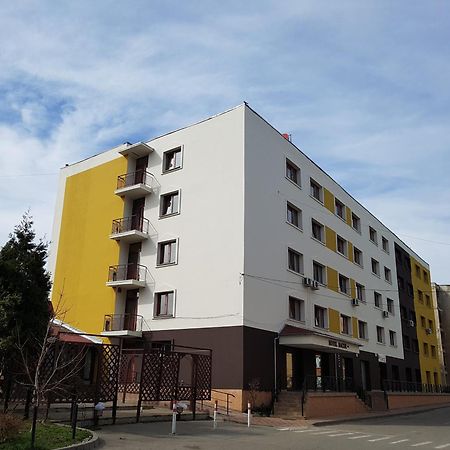 Hotel Dacor Orastie Ngoại thất bức ảnh