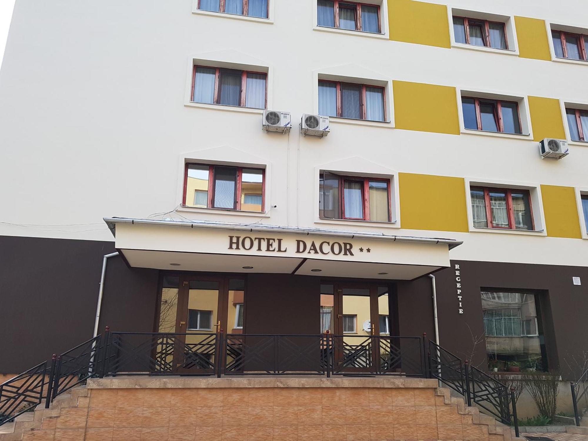 Hotel Dacor Orastie Ngoại thất bức ảnh